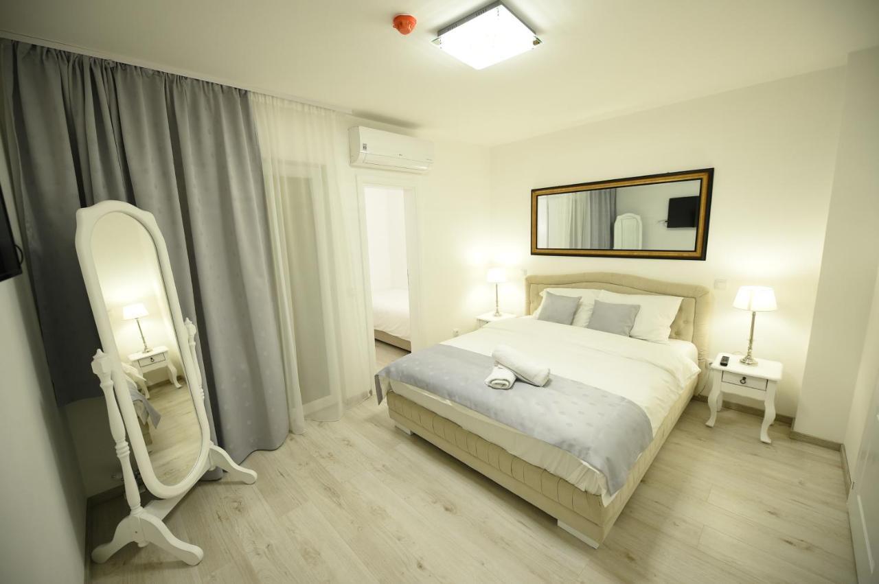 Apartmani Grand Hertz Belgrado Buitenkant foto