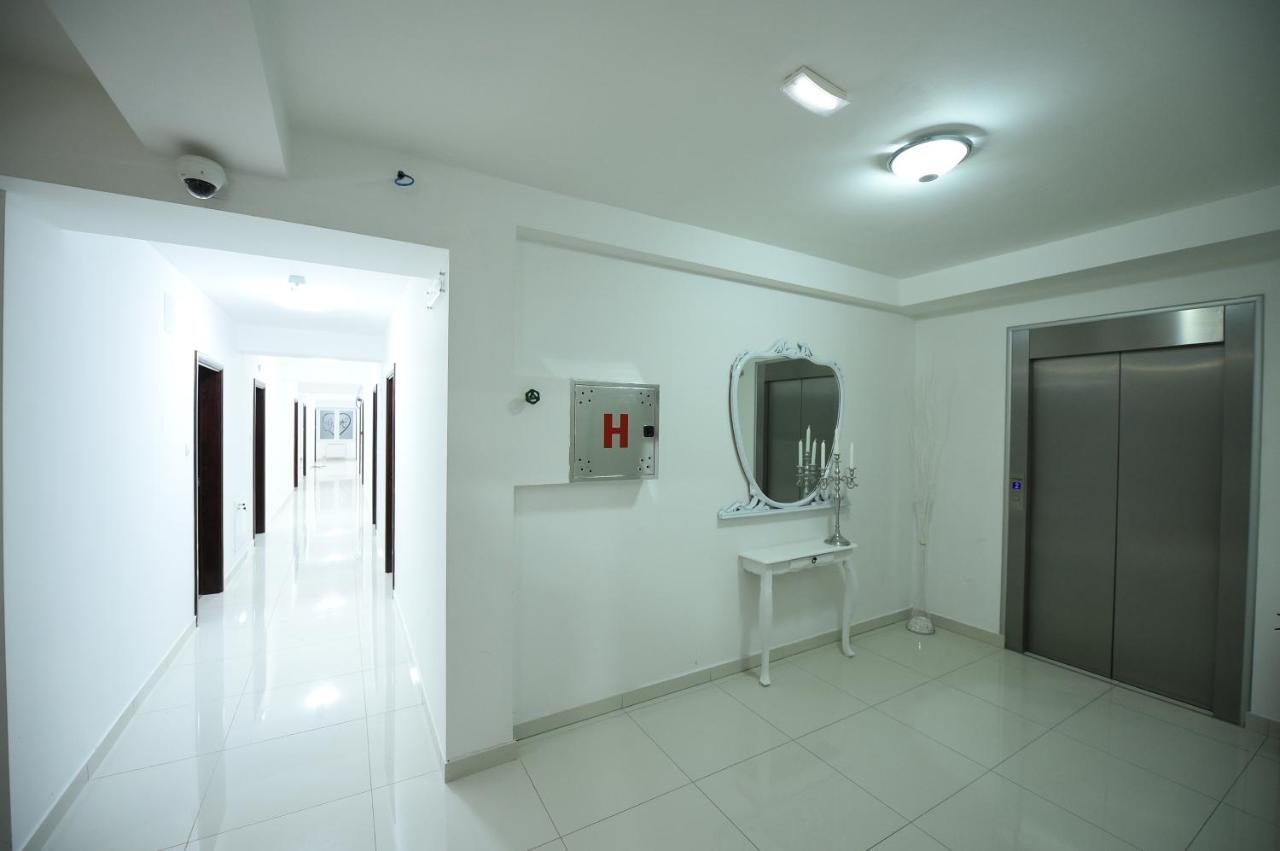 Apartmani Grand Hertz Belgrado Buitenkant foto